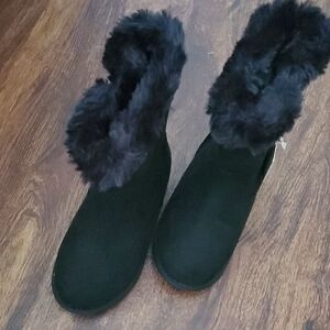 Cat & Jack Black Faux Fur Winter Boots